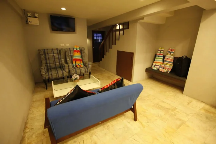 Муанг: OYO 501 At Night Hostel