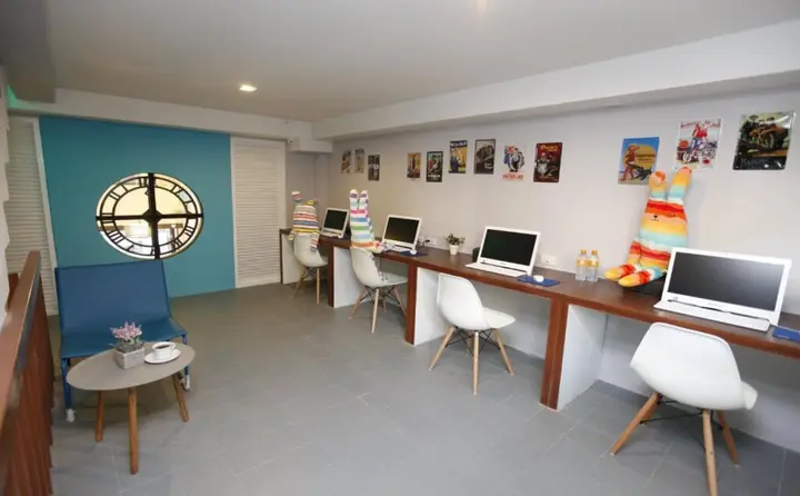 Муанг: OYO 501 At Night Hostel