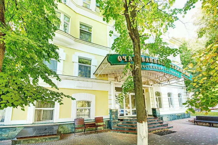 Орел: Гостиница Очарованный Странник