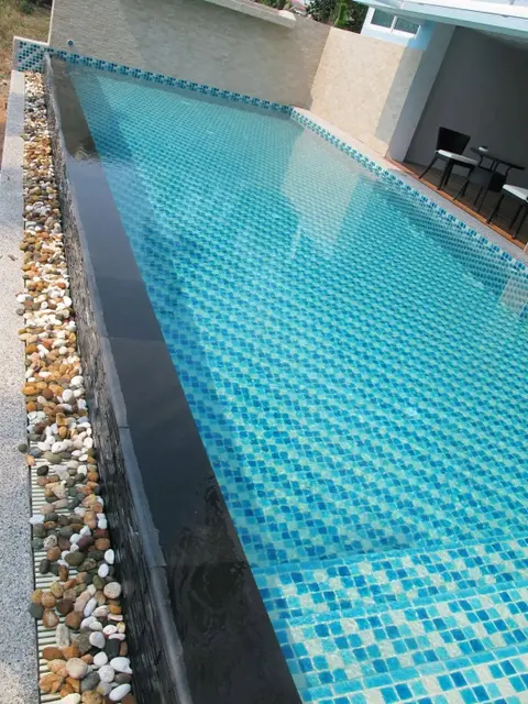 На Чом Тхиан: Nantra Pattaya Baan Ampoe Beach