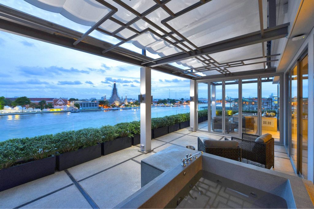 Бангкок: Riva Arun Bangkok