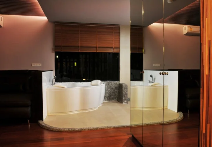 Кхонкэн: Mantra Varee Hotel