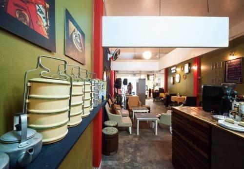 Муанг: Phuket Ghetto Child Hostel