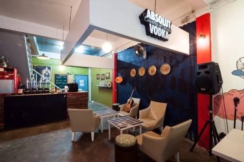 Муанг: Phuket Ghetto Child Hostel