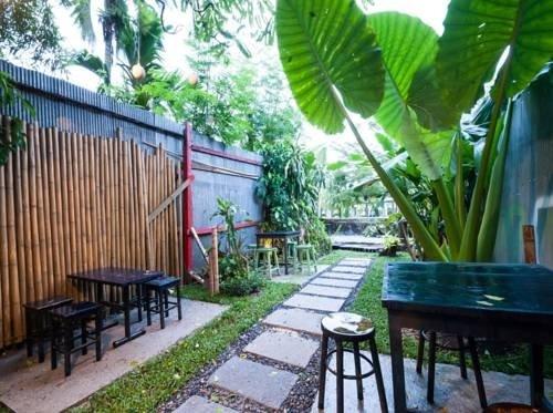 Муанг: Phuket Ghetto Child Hostel