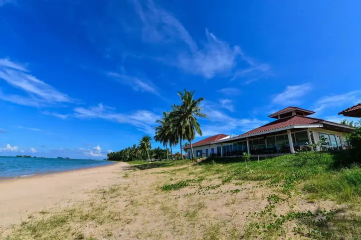 Чумпхон: Starlight Beach Resort Chumphon