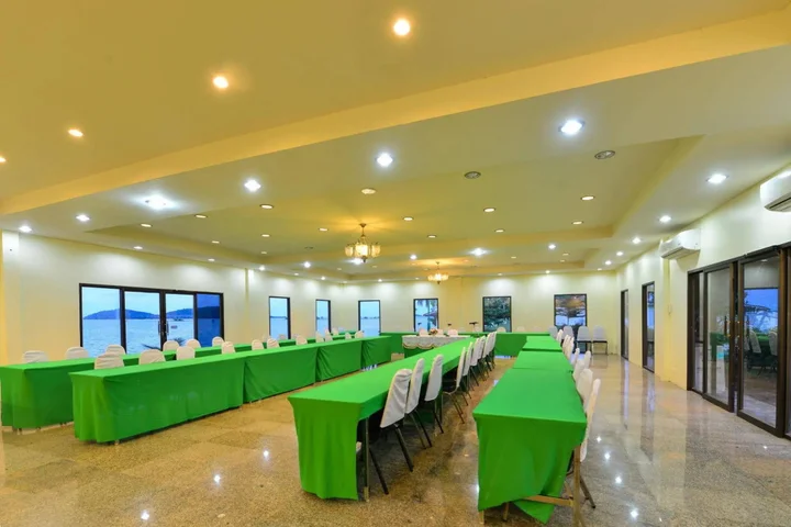 Чумпхон: Starlight Beach Resort Chumphon