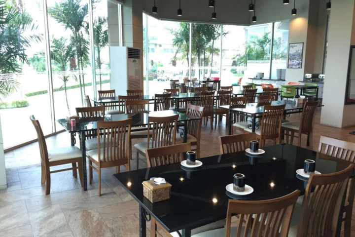Сирача: Pattana Sports Resort