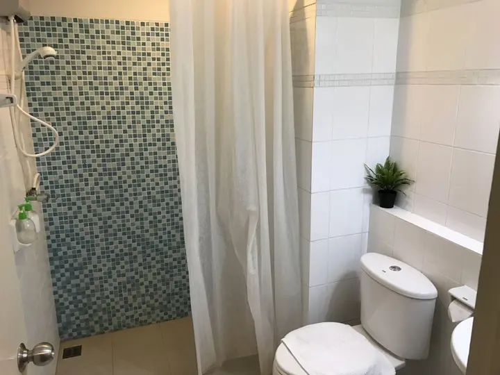 Бангкок: Sathorn Terrace Apartment