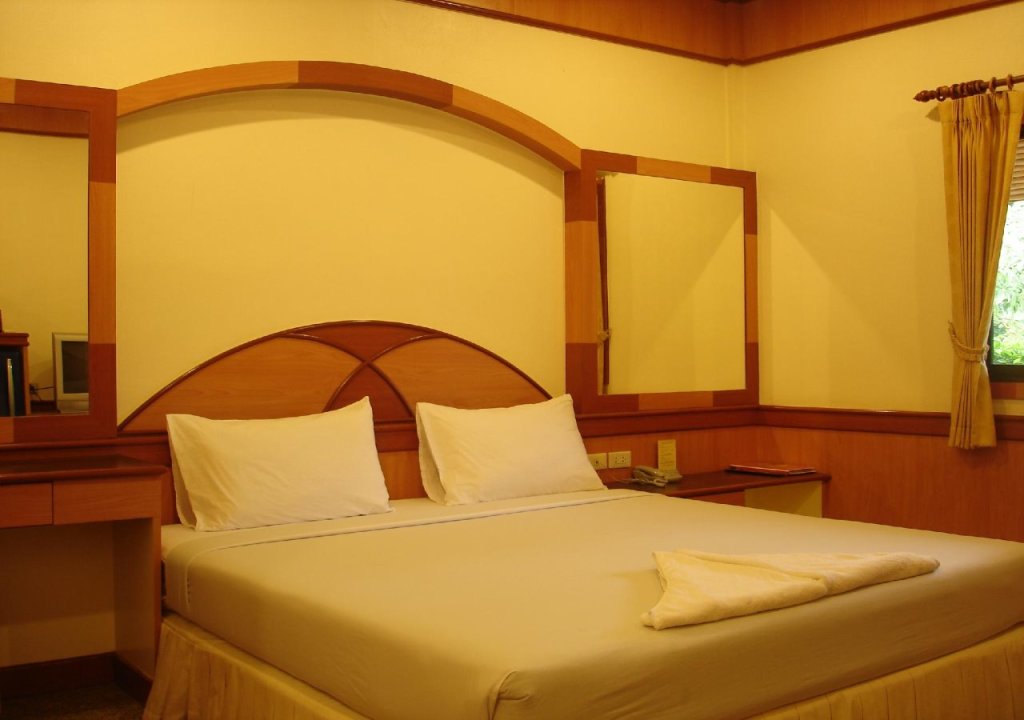Чумпхон: Seaza Hotel