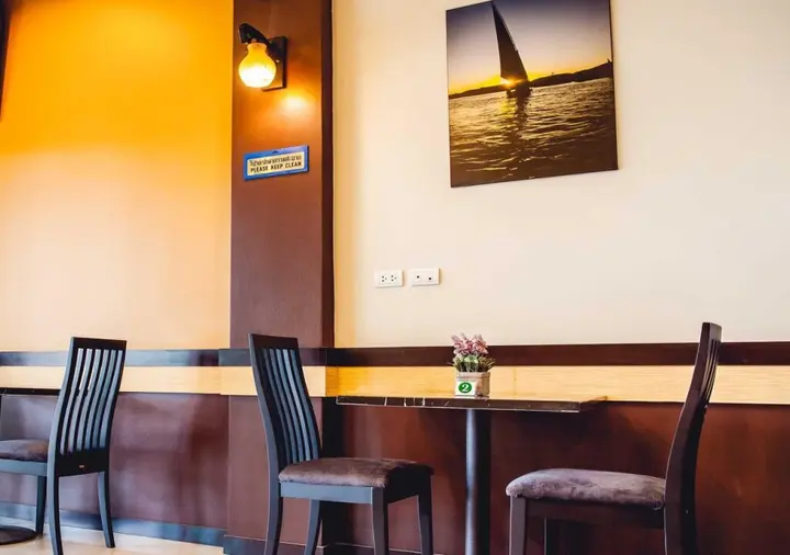 Муанг: Chalong Boutique Inn