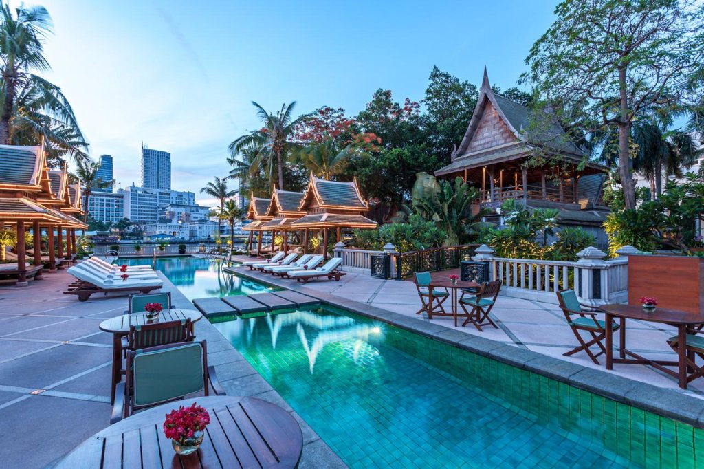 Бангкок: The Peninsula Bangkok