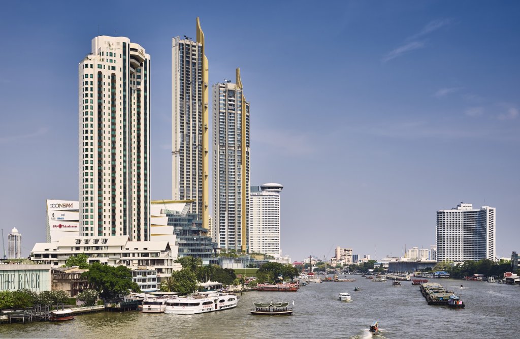 Бангкок: The Peninsula Bangkok