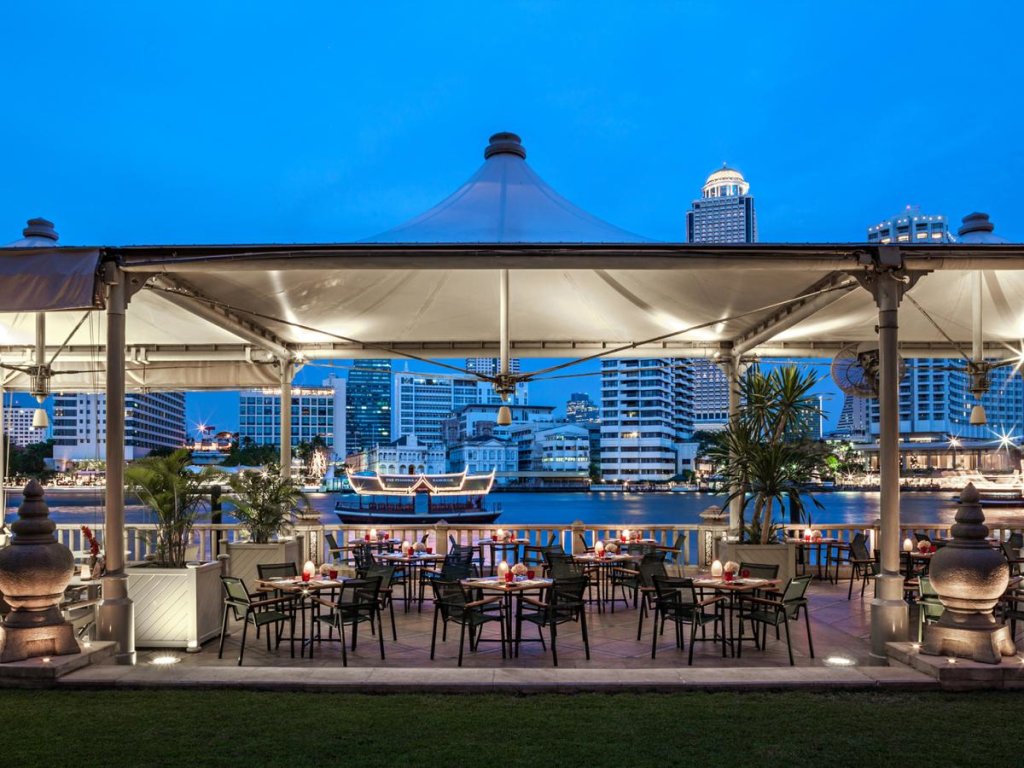 Бангкок: The Peninsula Bangkok