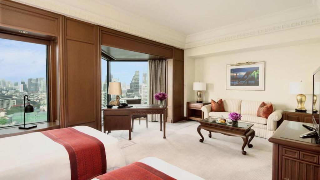 Бангкок: The Peninsula Bangkok