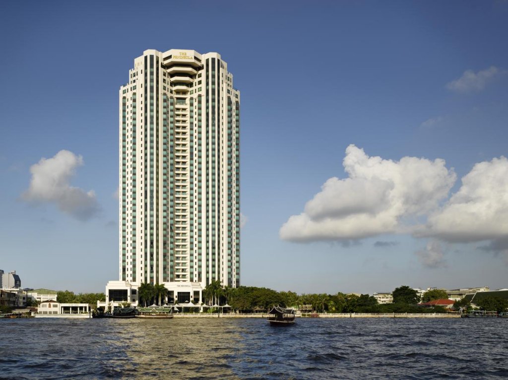 Бангкок: The Peninsula Bangkok
