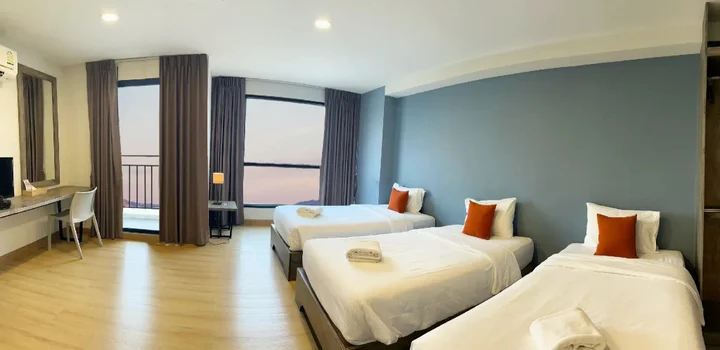 На Чом Тхиан: See also Jomtien