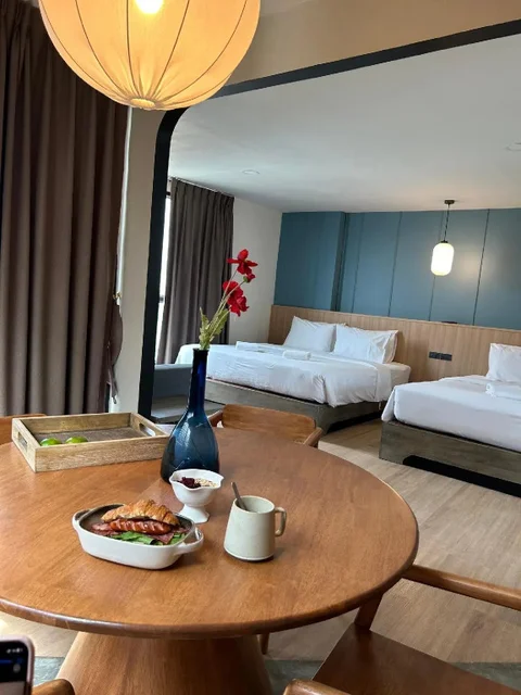 На Чом Тхиан: See also Jomtien