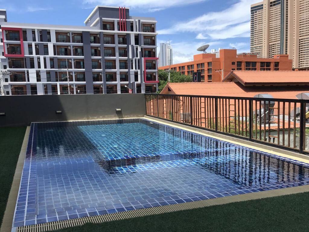 На Чом Тхиан: See also Jomtien