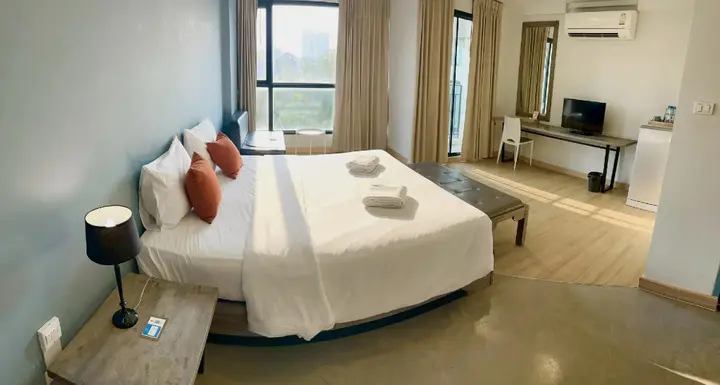 На Чом Тхиан: See also Jomtien