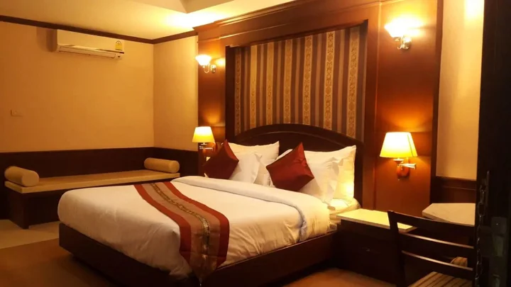 Удонтхани: The Lion King Hotel