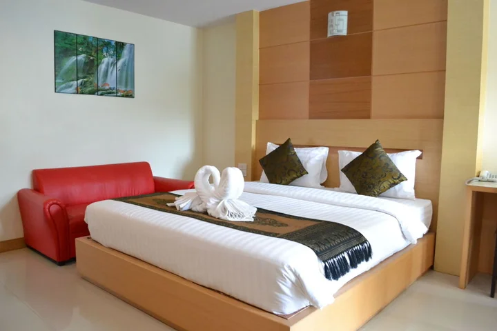 Кхонкэн: Amnauysuk Hotel