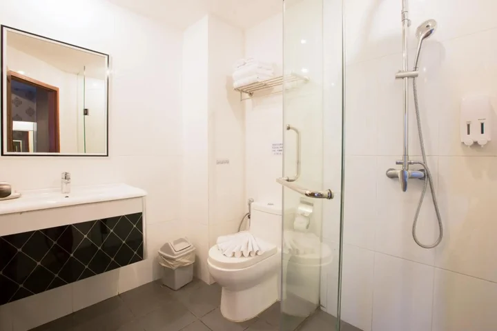 Пхукет: Hemingways Silk Hotel