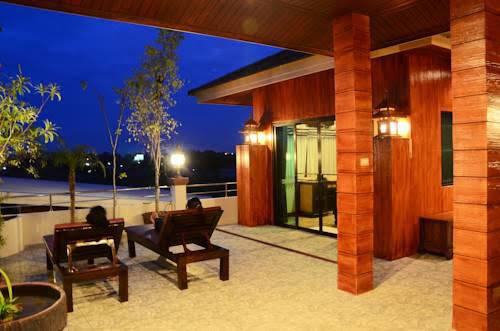 Сарапхи: CheZleZkriZ : Simply Luxury Penthouse