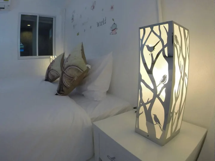 Кату: At We Patong hostel