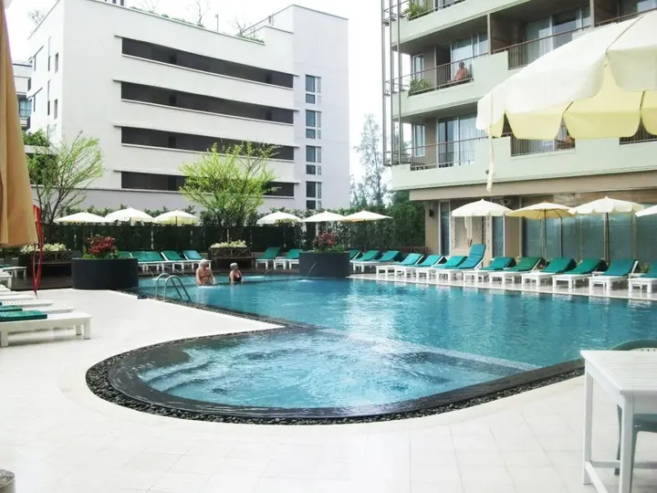Чаам: Long Beach Cha-Am Hotel