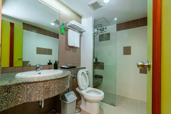 Чаам: Long Beach Cha-Am Hotel