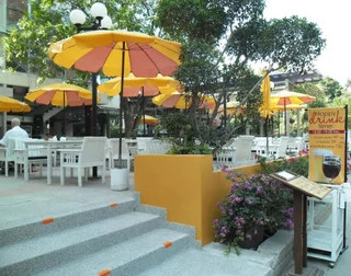 Чаам: Long Beach Cha-Am Hotel