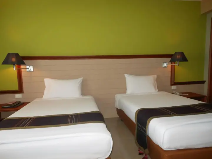 Чаам: Long Beach Cha-Am Hotel