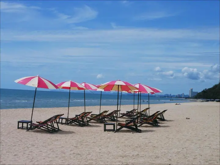 Чаам: Long Beach Cha-Am Hotel