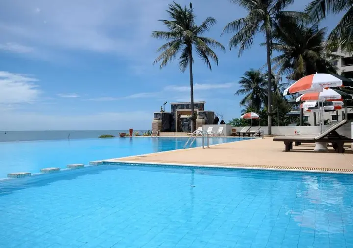 Пранбури : Golden Pine Beach Resort & Spa
