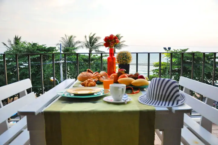 Паттайя: Beach Gallery House