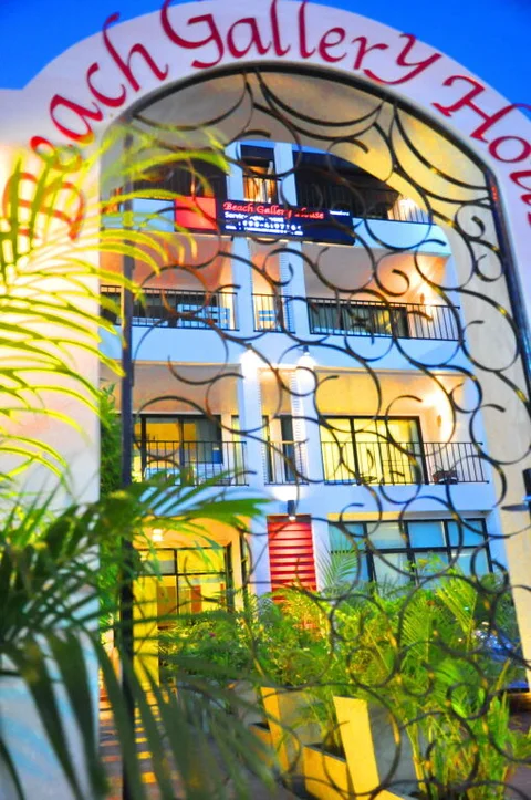 Паттайя: Beach Gallery House