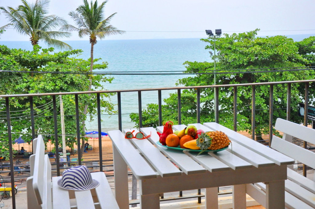 Паттайя: Beach Gallery House