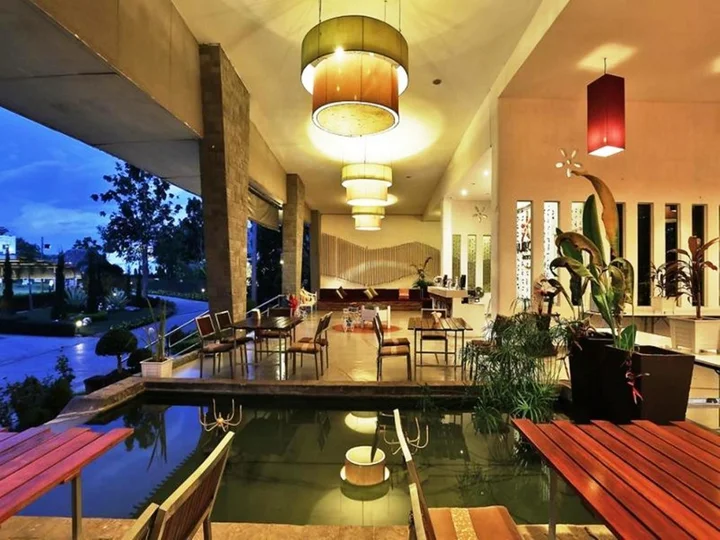Пак-Чонг: Aurora Resort