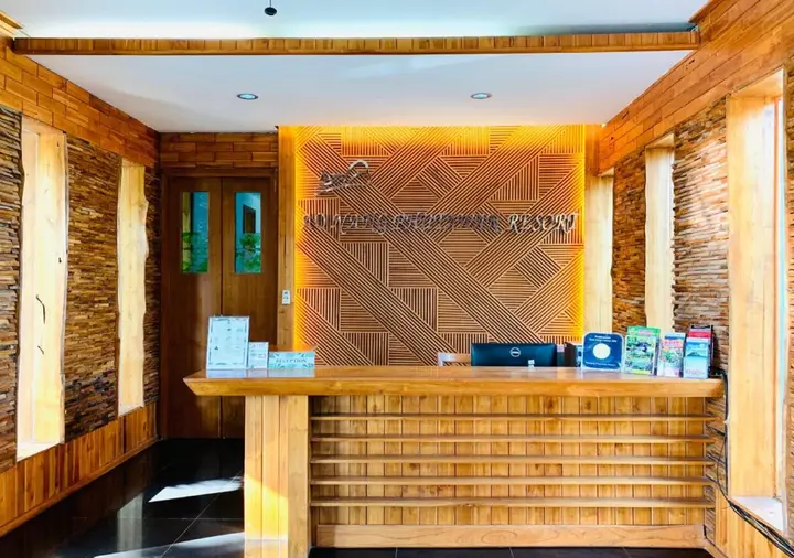 Краби: Phuvara Boutique