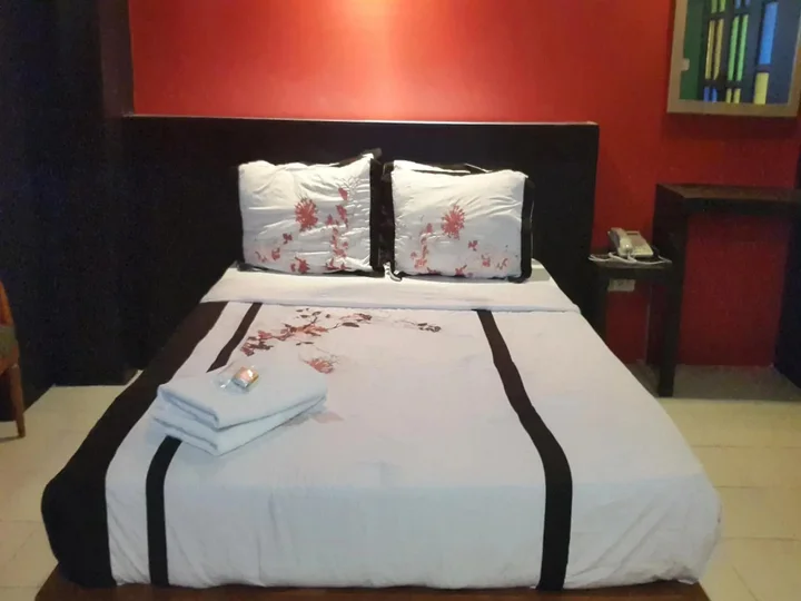 Нонтхабури: Bangkok Travel Suites