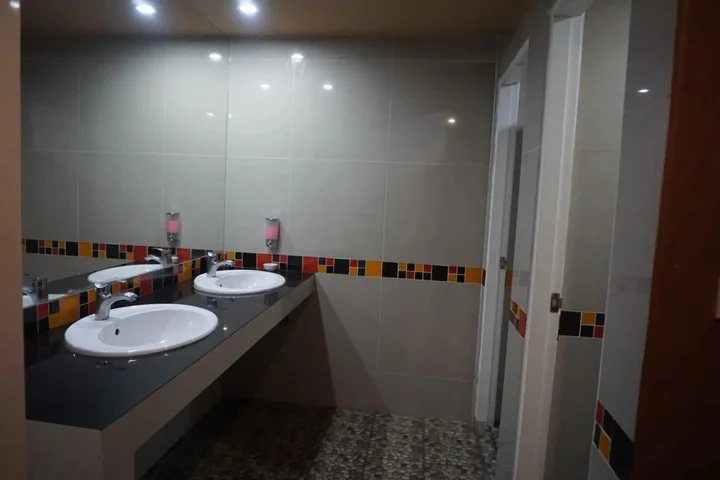 Нонтхабури: Bangkok Travel Suites