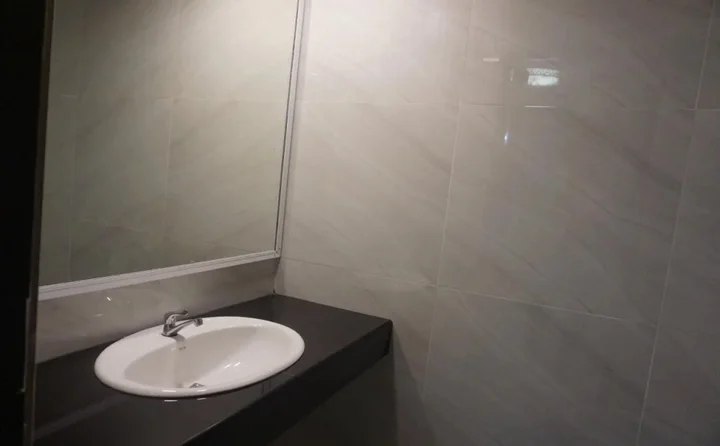 Нонтхабури: Bangkok Travel Suites