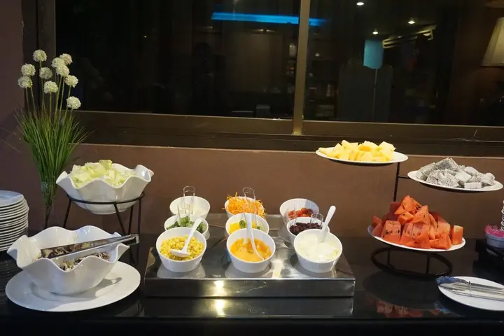Нонтхабури: Bangkok Travel Suites