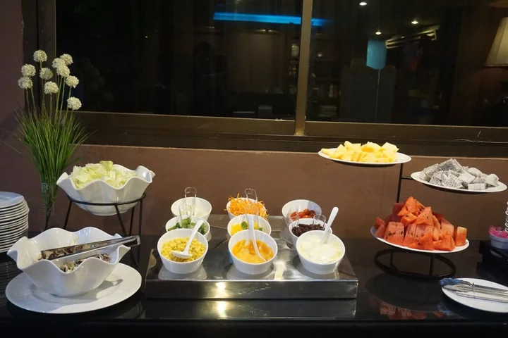 Нонтхабури: Bangkok Travel Suites