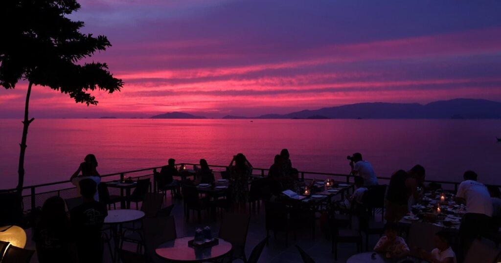 Ко-Липе: The Cliff Lipe