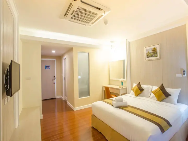 Кхлонг Кхут: Saint Tropez Beach Resort Hotel