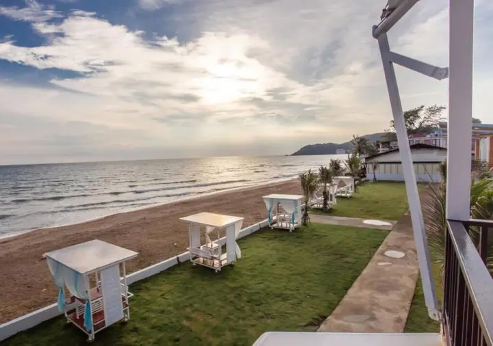 Кхлонг Кхут: Saint Tropez Beach Resort Hotel
