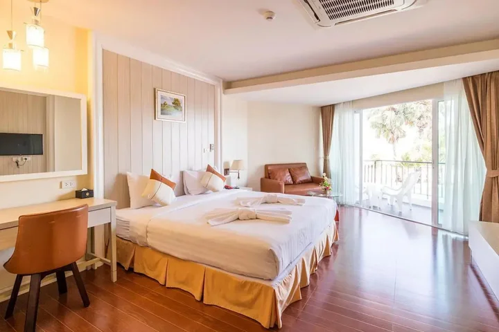 Кхлонг Кхут: Saint Tropez Beach Resort Hotel