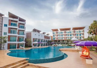 Кхлонг Кхут: Saint Tropez Beach Resort Hotel